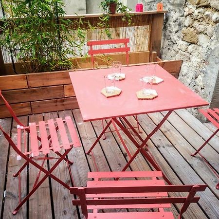Maison De Village Meublee Avec Terrasse Donzère Kültér fotó
